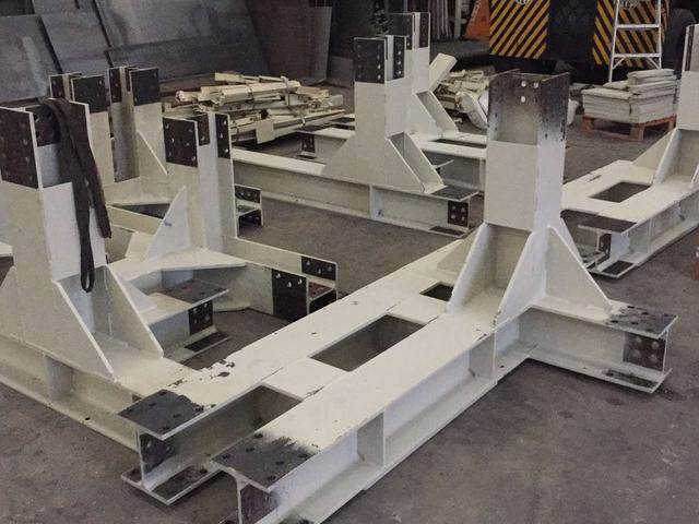 Bases estructurales pintadas