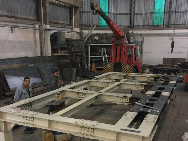 Bastidor de estructura en el taller